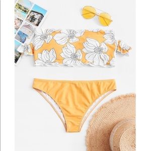 a summer time bikini!!!! perfect for the beach!